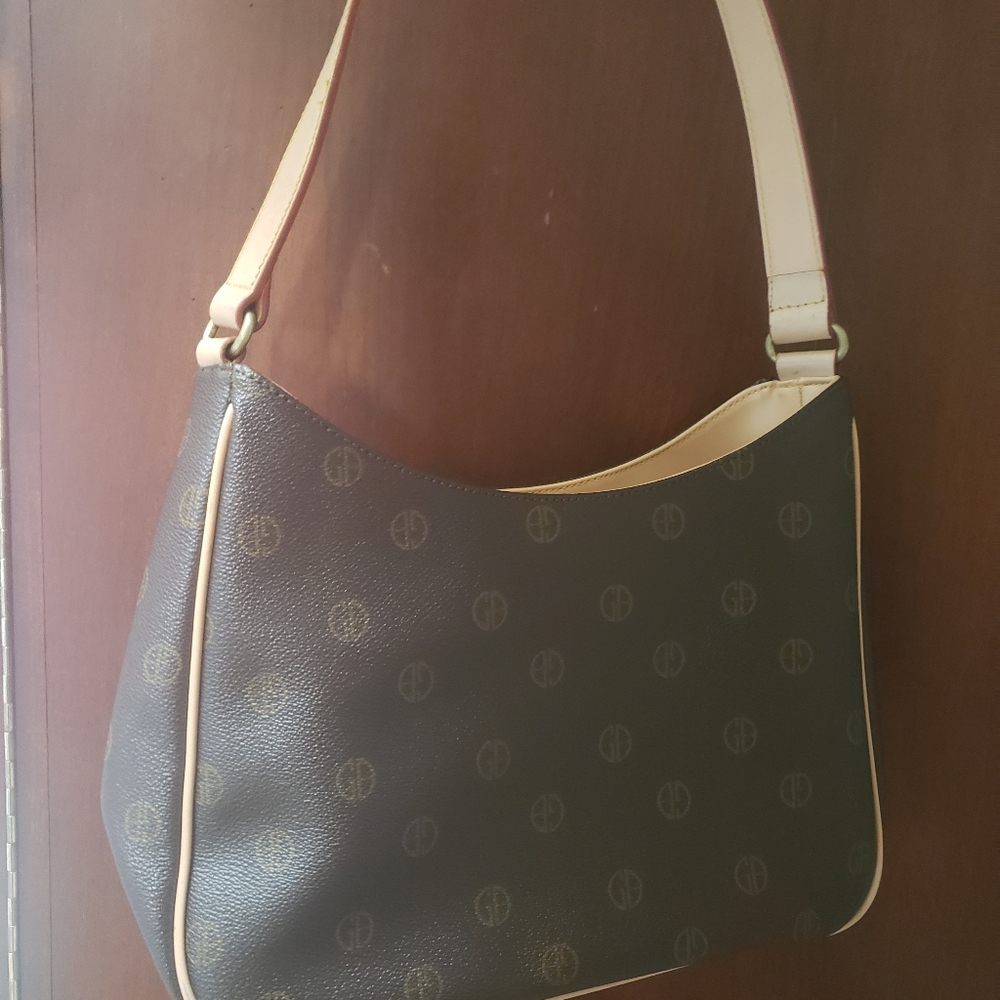 EUC Gianni Bernini Emblem Purse